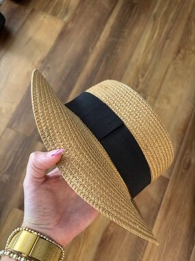 Women’s Classic Straw Boater Hat with Black Band